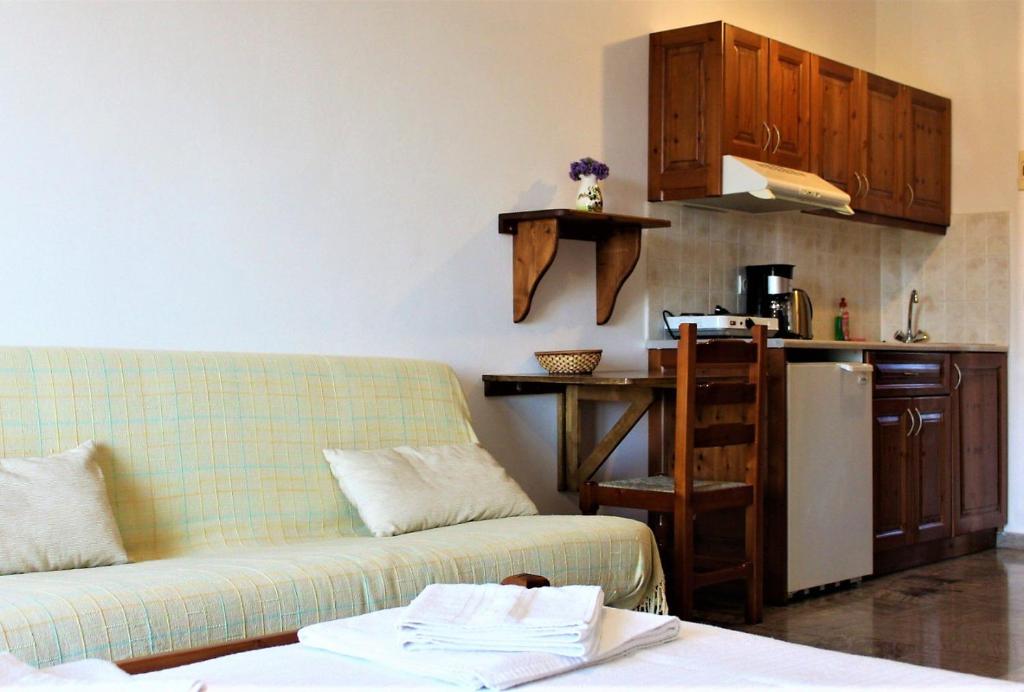 Molivos View Studios - 4