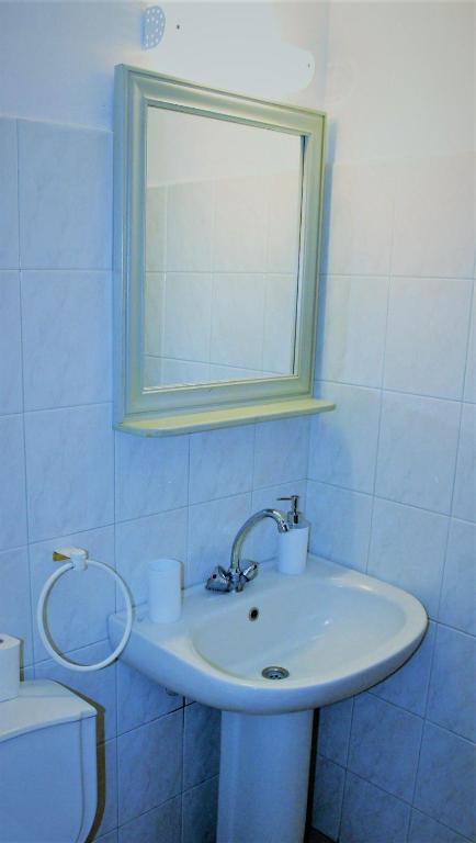 Molivos View Studios - 5