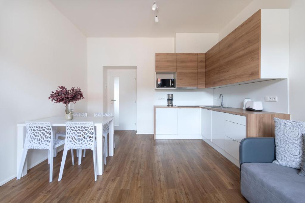 Prague Tales Boutique Residence by Dwellfort - Resim 19