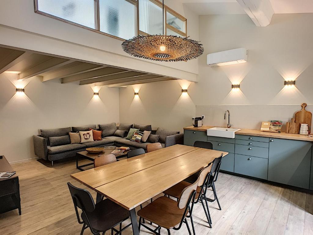 Posezení v ubytování Maison Luxe 4 chambres - Patio - Climatisation - 10 minutes à pied du Pont d'Avignon