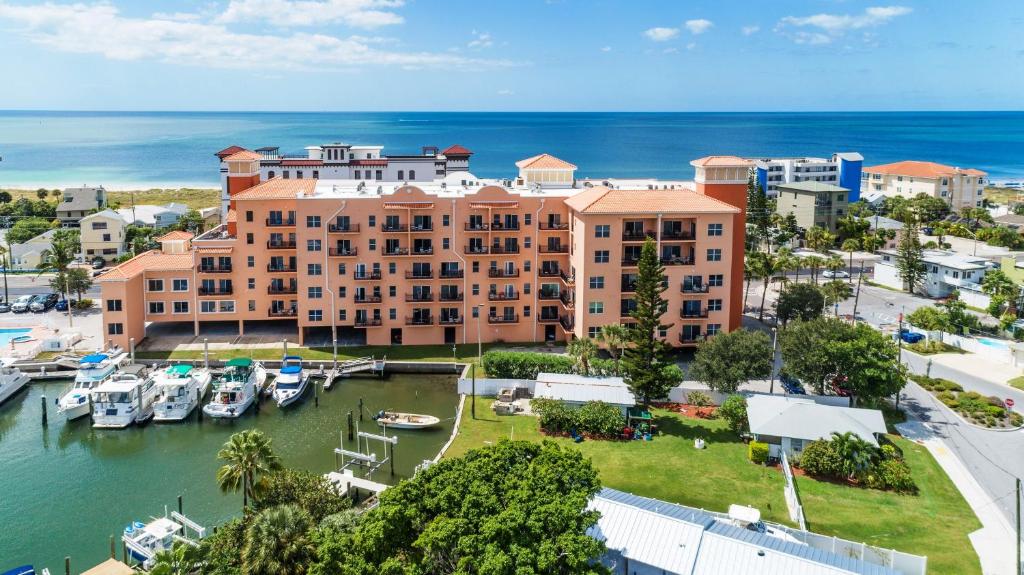 Bird's-eye view ng Madeira Bay Resort II by Travel Resort Services