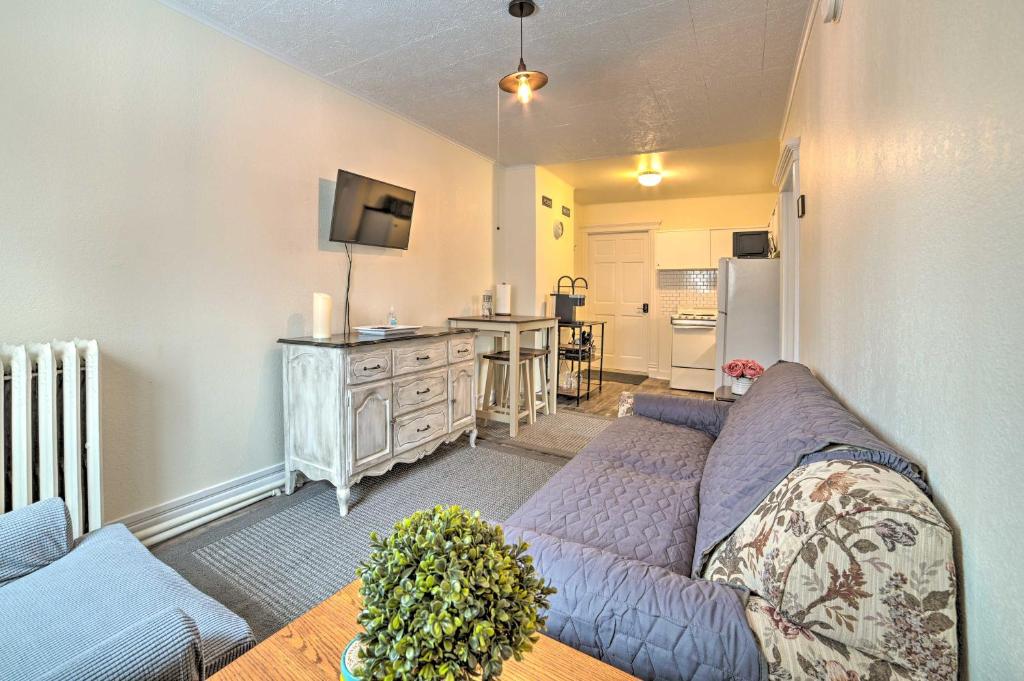 Gallery image of Cozy Sault St Marie Apartment - Walk to River in Sault Ste. Marie