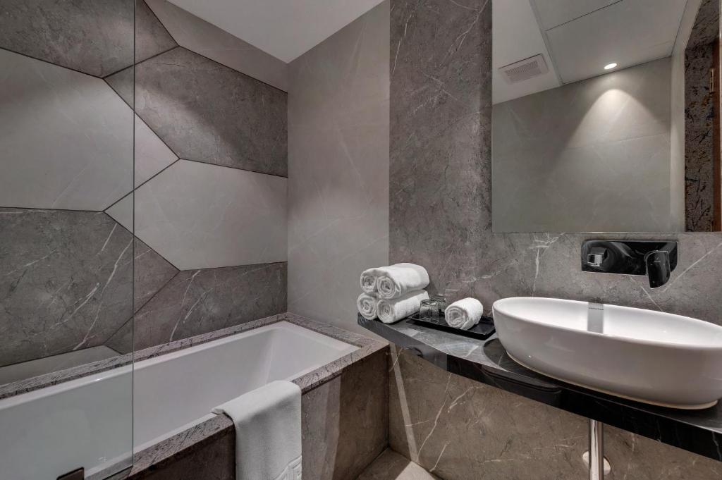 Koupelna v ubytování Click Hotel Aurangabad