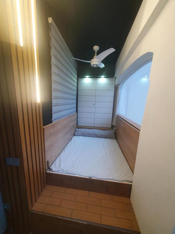 Posteľ alebo postele v izbe v ubytovaní Bungalows del Golf Almerimar