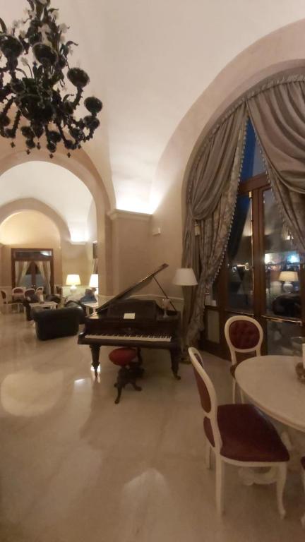 Posezení v ubytování Suite Hotel Santa Chiara