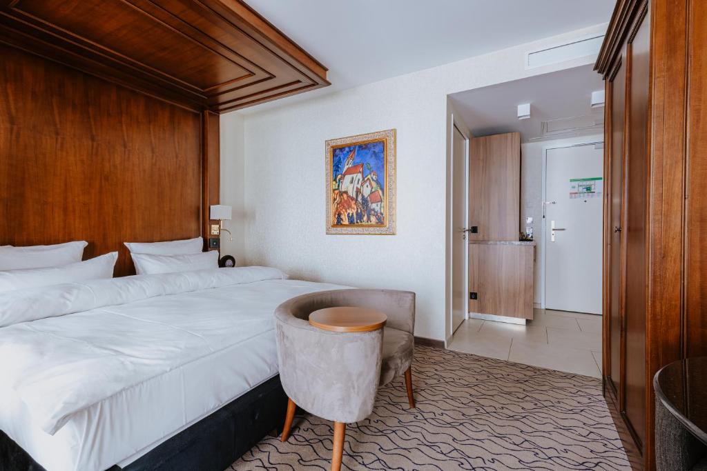 AdvaStay by KING's - Resim 20