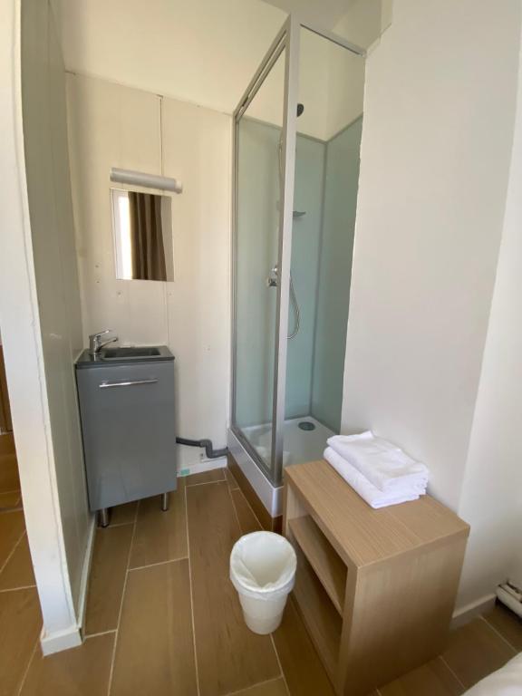 Hôtel Raphael Prado - Resim 28