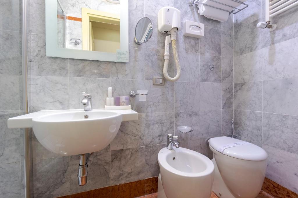 Hotel Art Atelier - Place of Charme - Resim 35