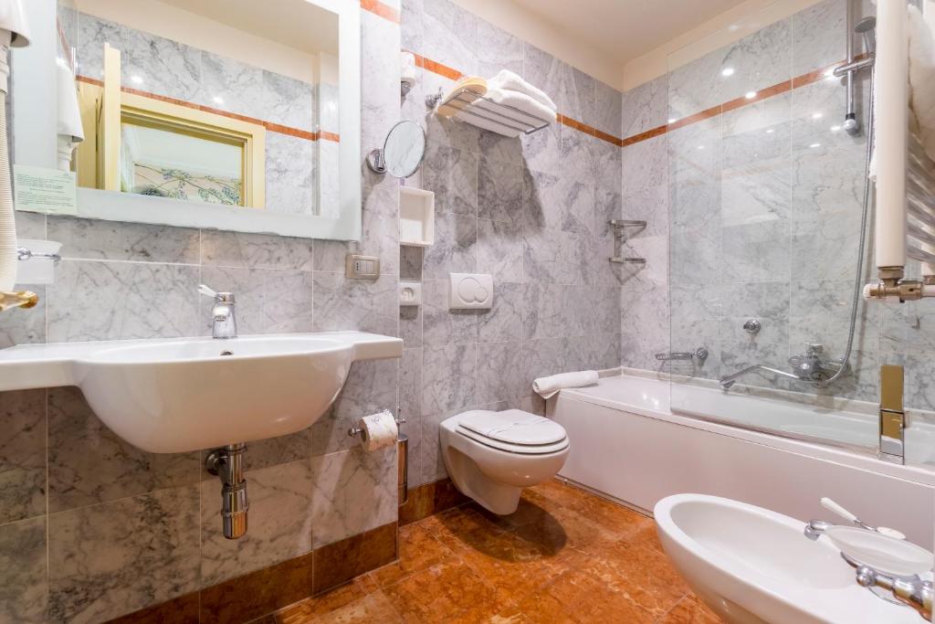 Hotel Art Atelier - Place of Charme - Resim 43