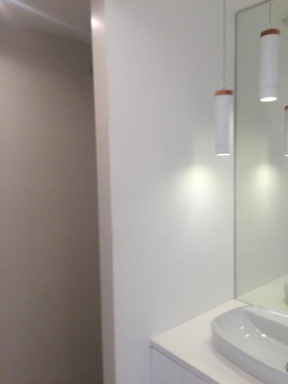 Koupelna v ubytování Apartament Przystań w Ustce - 120 m2 - 200 m od plaży Mickiewicza 2