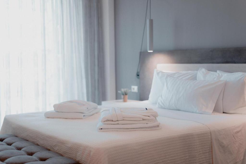 Palacio del Sol Luxury Apartments - 8