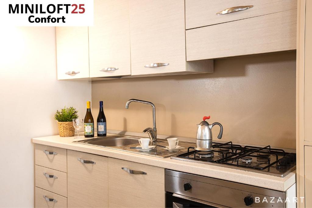 A kitchen or kitchenette at MiniLoft25