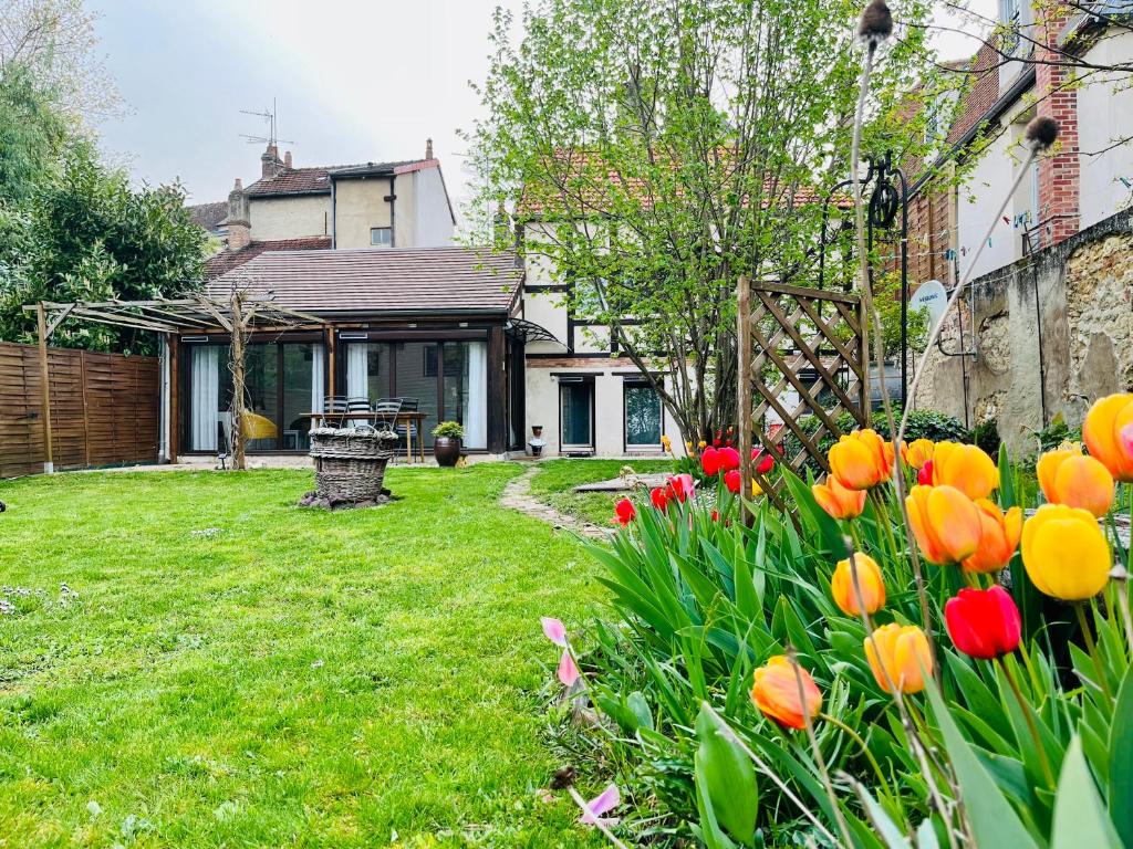 Au petit Jardin Sézannais - Housity