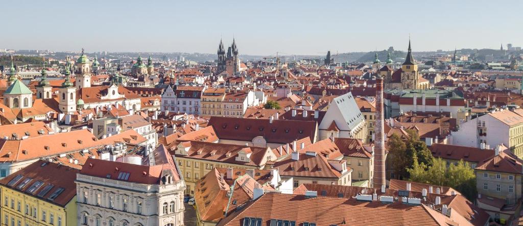 Een luchtfoto van Residence St Havel Prague Old Town