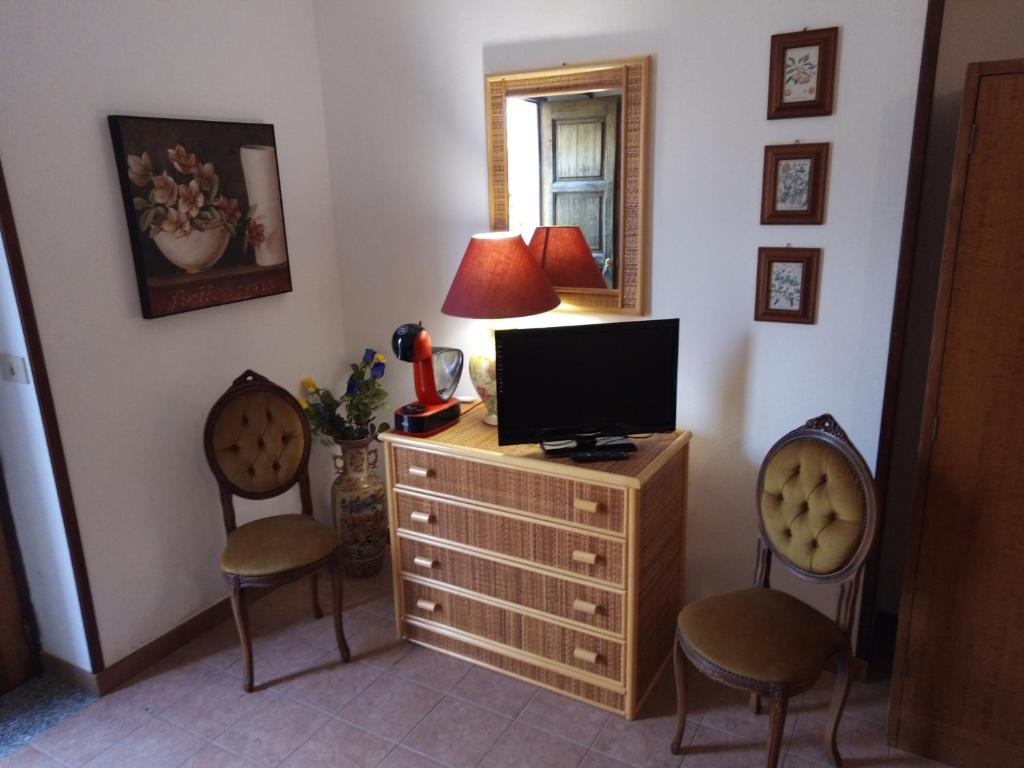 L'Antica Quercia B&B - Viervoudige Kamer Met Eigen Badkamer