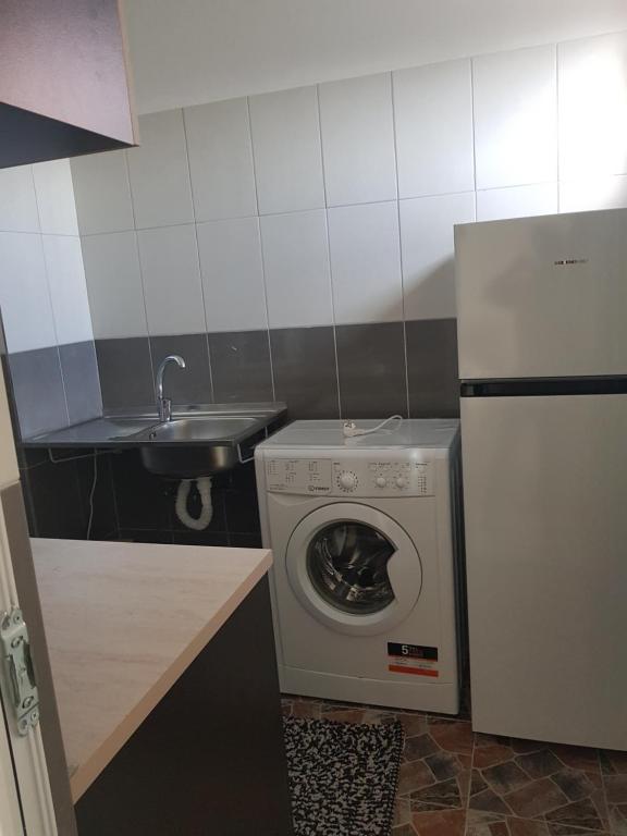 Kuchyň nebo kuchyňský kout v ubytování Casa DARYA-24h Check-in