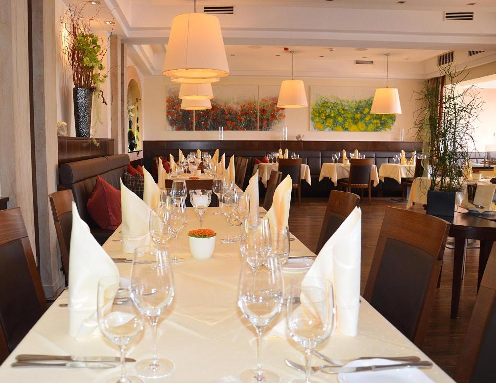 Restaurace v ubytování Hotel Restaurant Häupl