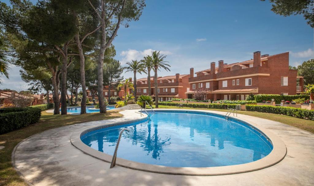 Fotografia z galérie ubytovania TarracoHomes, TH151 Casa Familiar con Terraza y Piscina en Tamarit v destinácii Tarragona