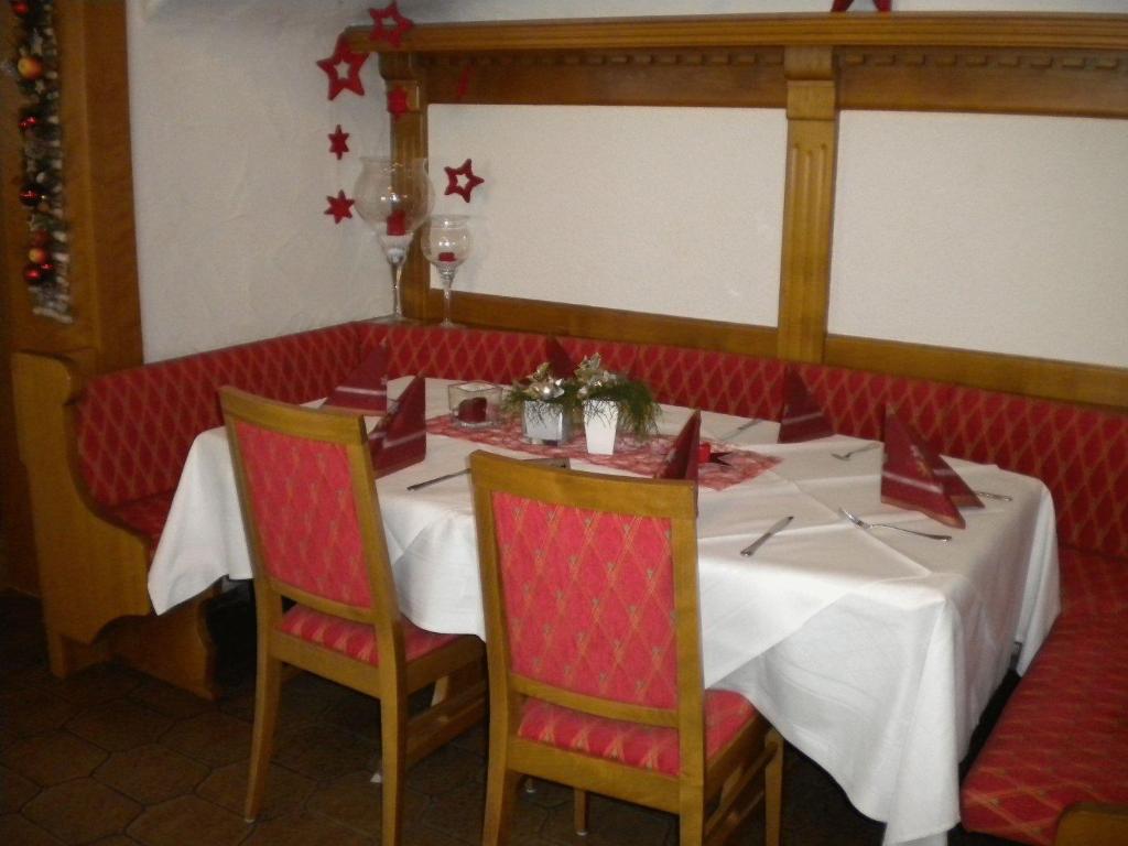 Restaurace v ubytování Landgasthof Bieg