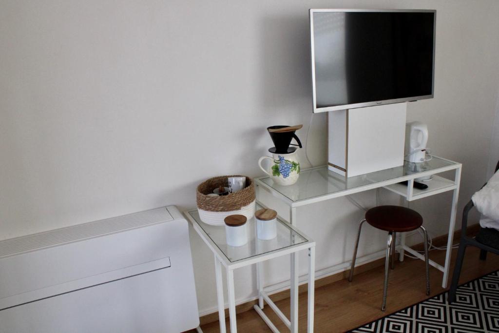 TV a/nebo společenská místnost v ubytování Art-hill