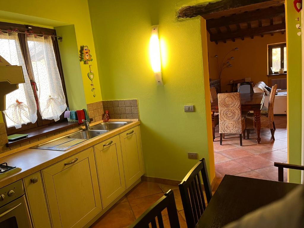 Kuchnia lub aneks kuchenny w obiekcie Agriturismo Ca'Verdeselle
