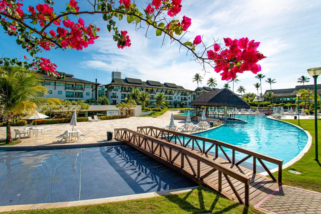 Kolam renang di atau dekat dengan Beach Class Muro Alto by AFT