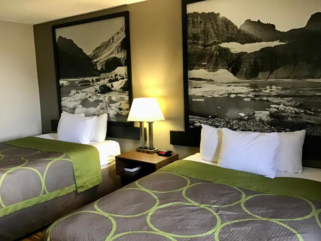 Super 8 by Wyndham Helena - Habitación Con 2 Camas Grandes - No Fumadores