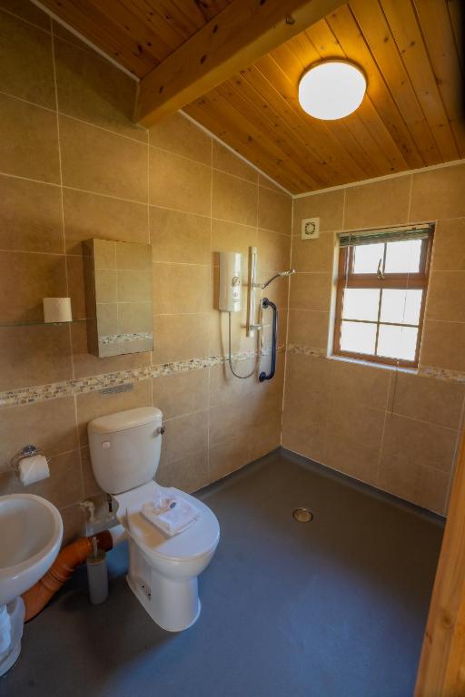 Wall Eden Farm - Luxury Log Cabins and Glamping - Small Log Cabin