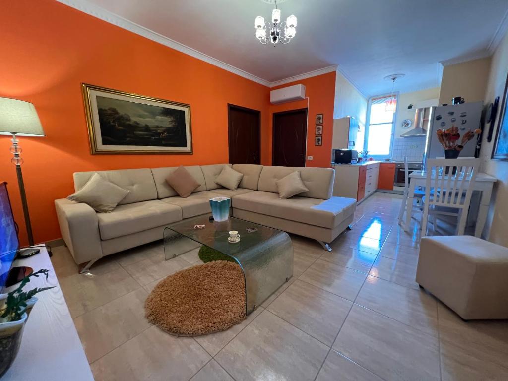 City Center Apartment in Shkoder - Imazhi 9