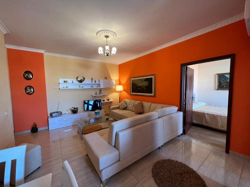 City Center Apartment in Shkoder - Imazhi 10