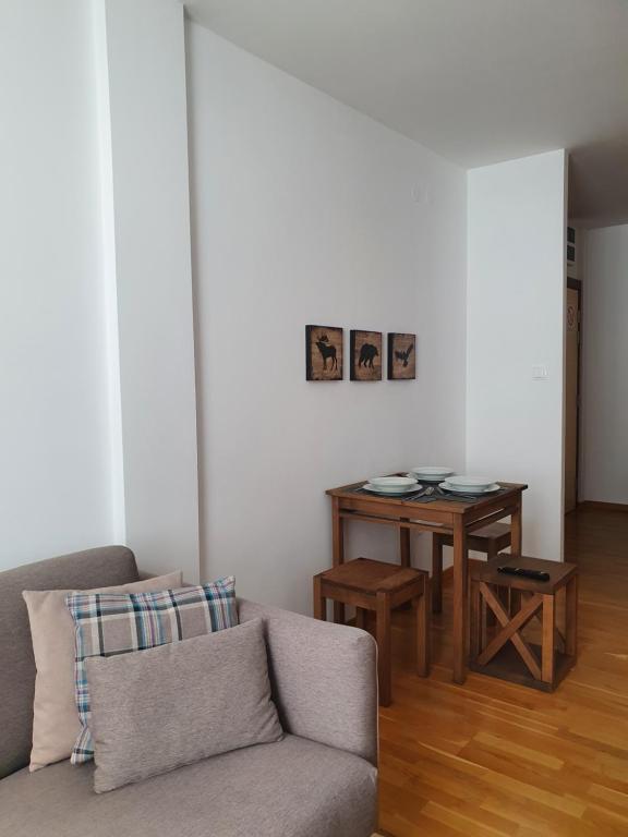 PLANINSKO JUTRO - Brzeće Centar Apartments, Kopaonik - One-Bedroom Apartment