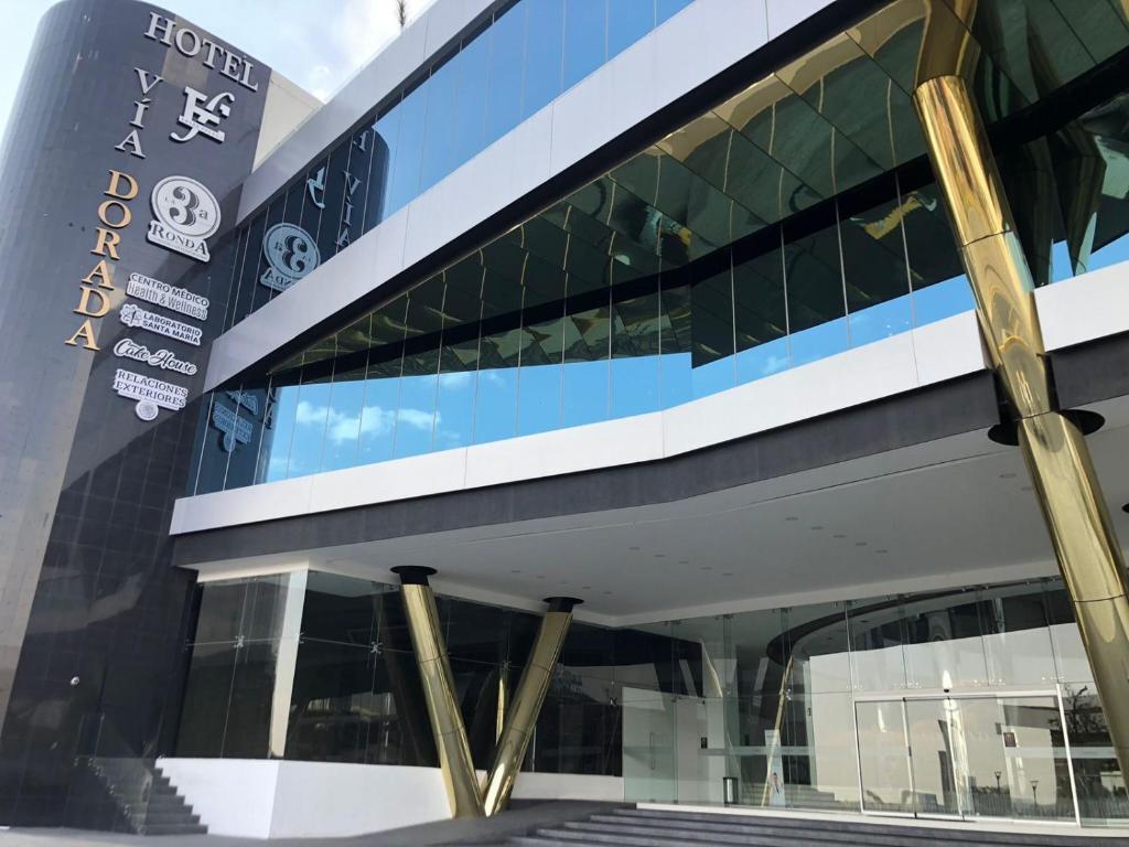 Hotel Vía Dorada