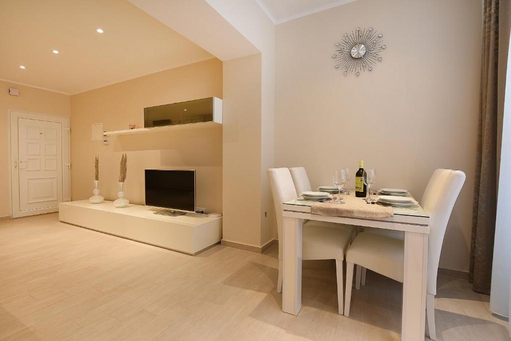 Apartments Villa Zlatko - 11