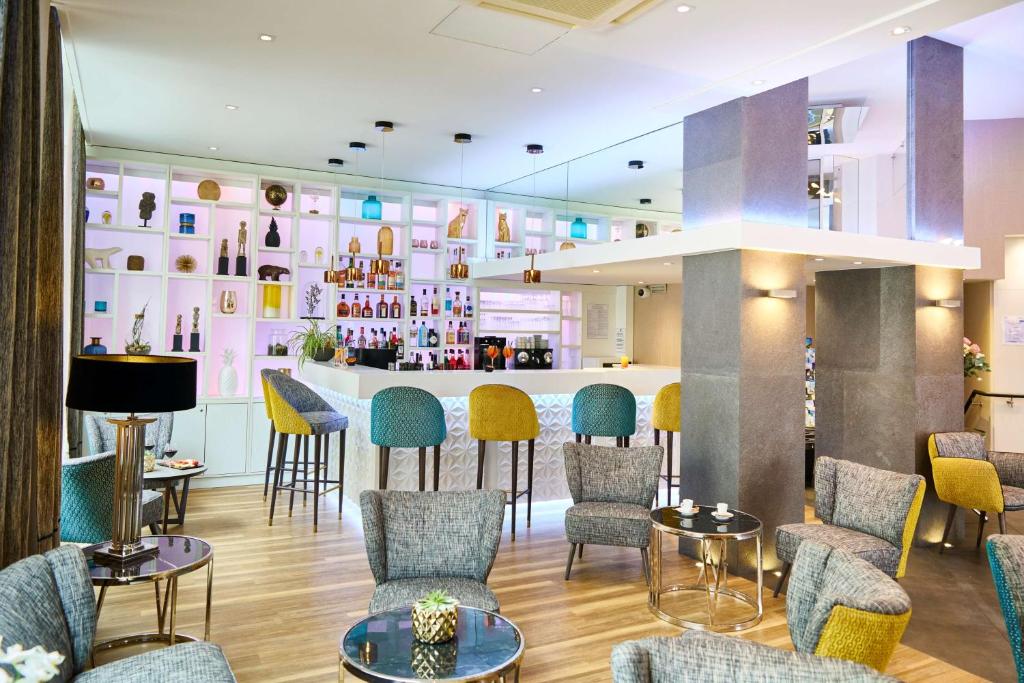 Nápoje v ubytování Best Western Plus Hotel Carlton Annecy