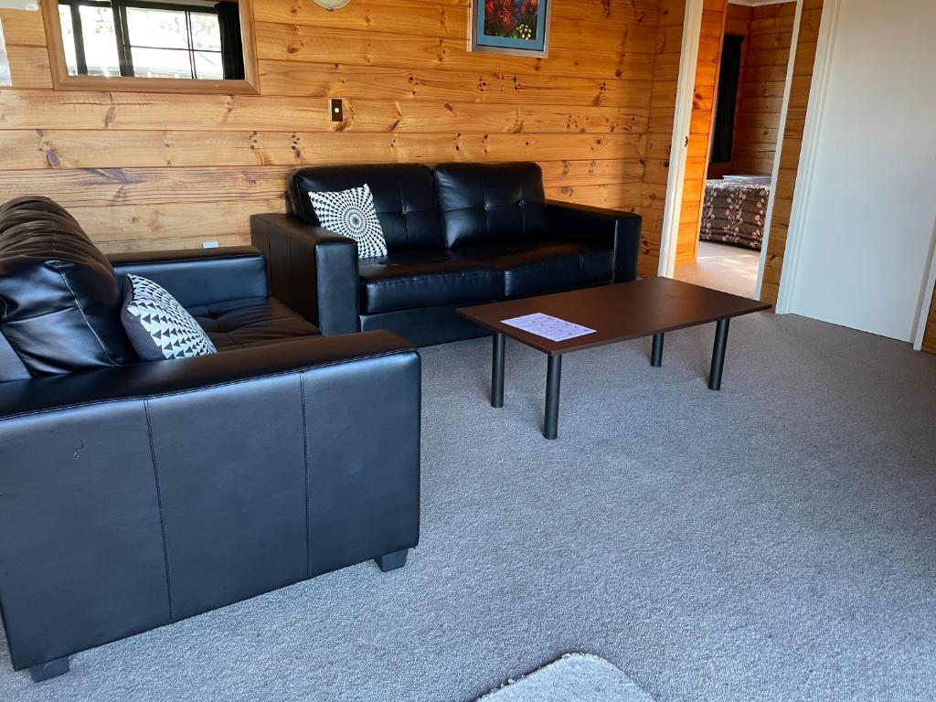 Cedarwood Lakeside Motel & Conference Venue - Resim 9