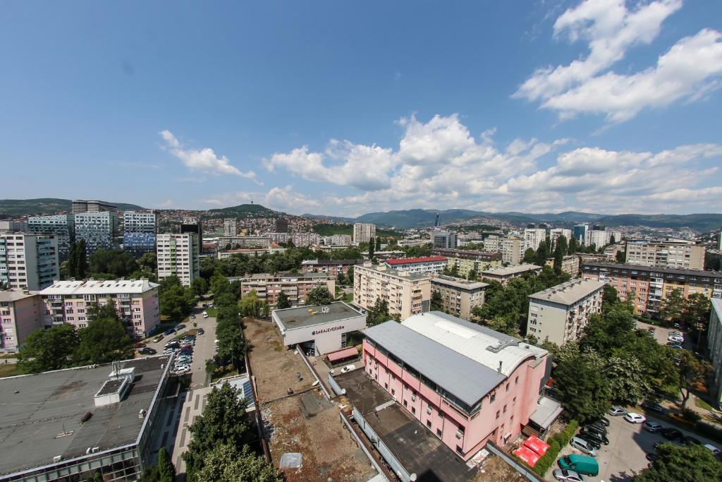 Grbavica sa pogledom na grad, Sarajevo – Cập nhật Giá năm 2022