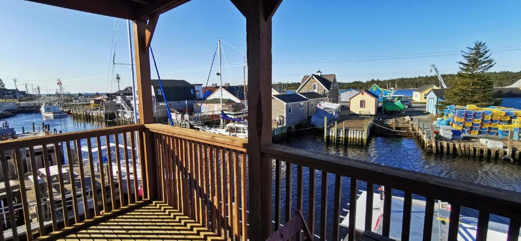 The Inn at Fisherman's cove - Resim 30