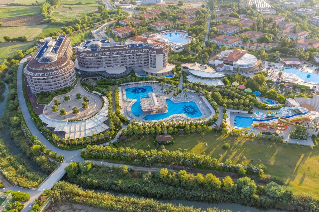 Bazén v ubytování Sunmelia Beach Resort Hotel & Spa-All Inclusive nebo v jeho okolí