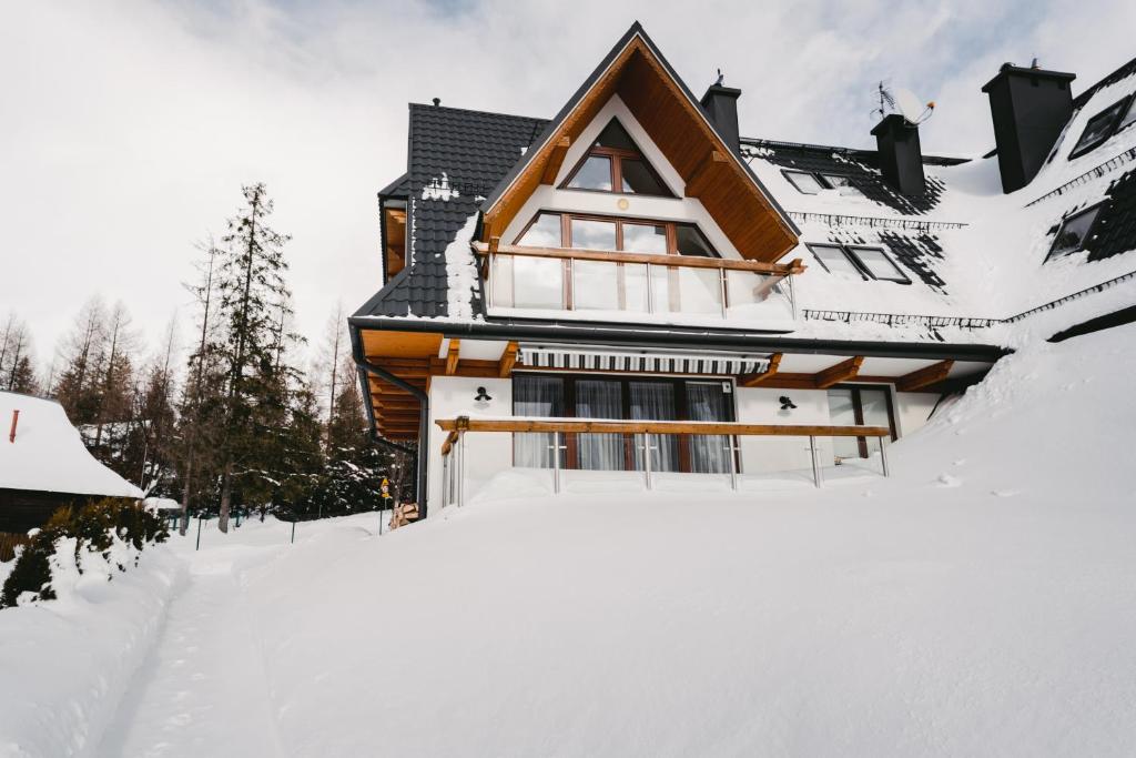 ZAKOHOME- Z Widokiem Na Tatry Cieniówka v zime