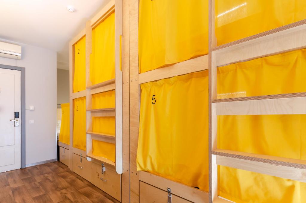 Yes Lisbon Hostel - 15