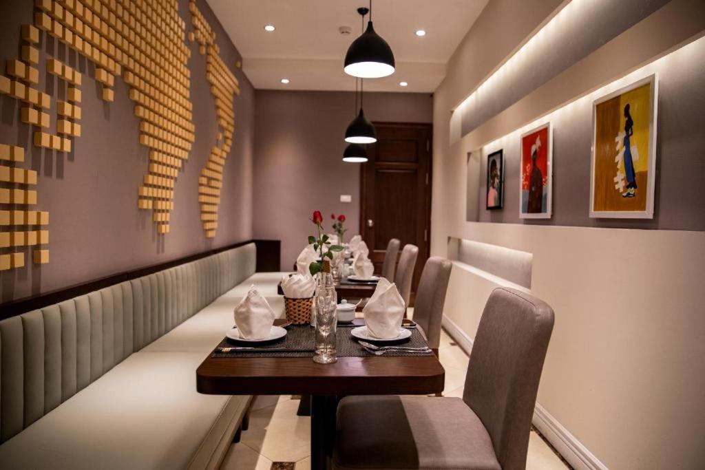 Posezení v ubytování Hanoi Lakeside Premium Hotel & Travel