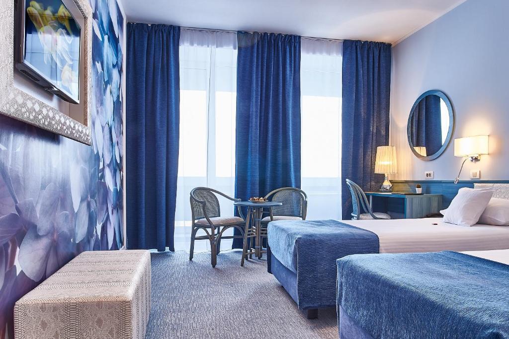 Continental Forum Arad - Standard Zwei Zimmer