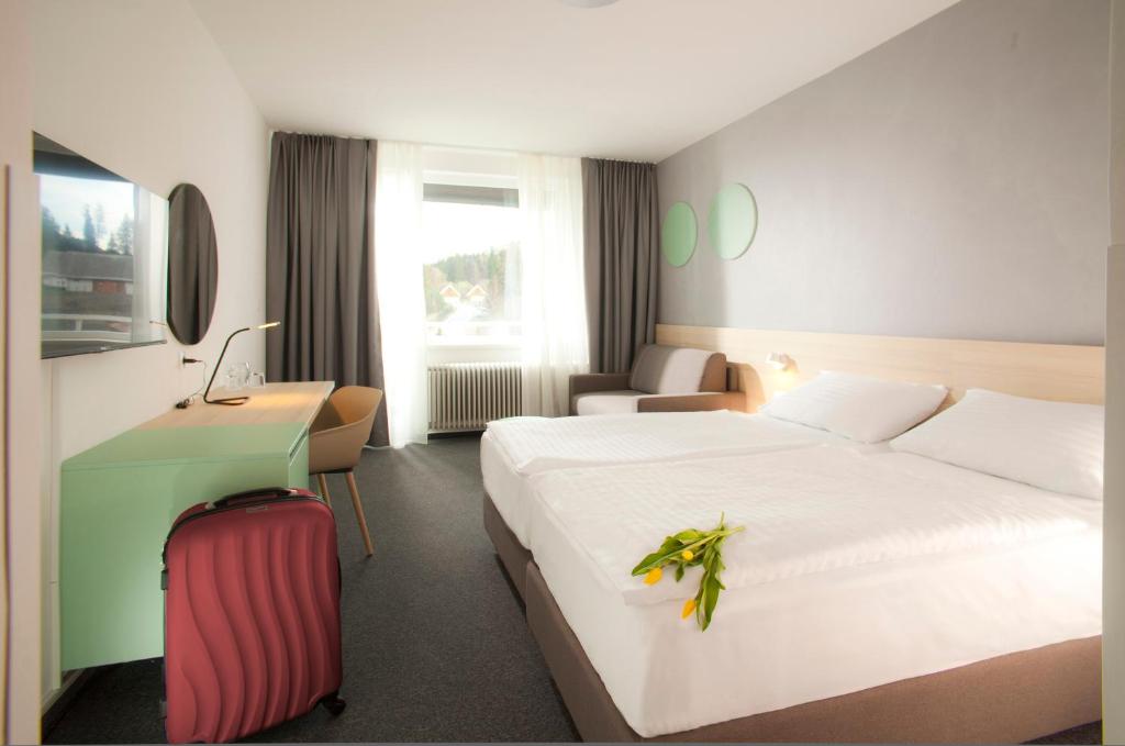 Terme Topolsica - Hotel Vesna - Superior Double Room With Balcony And Pool View