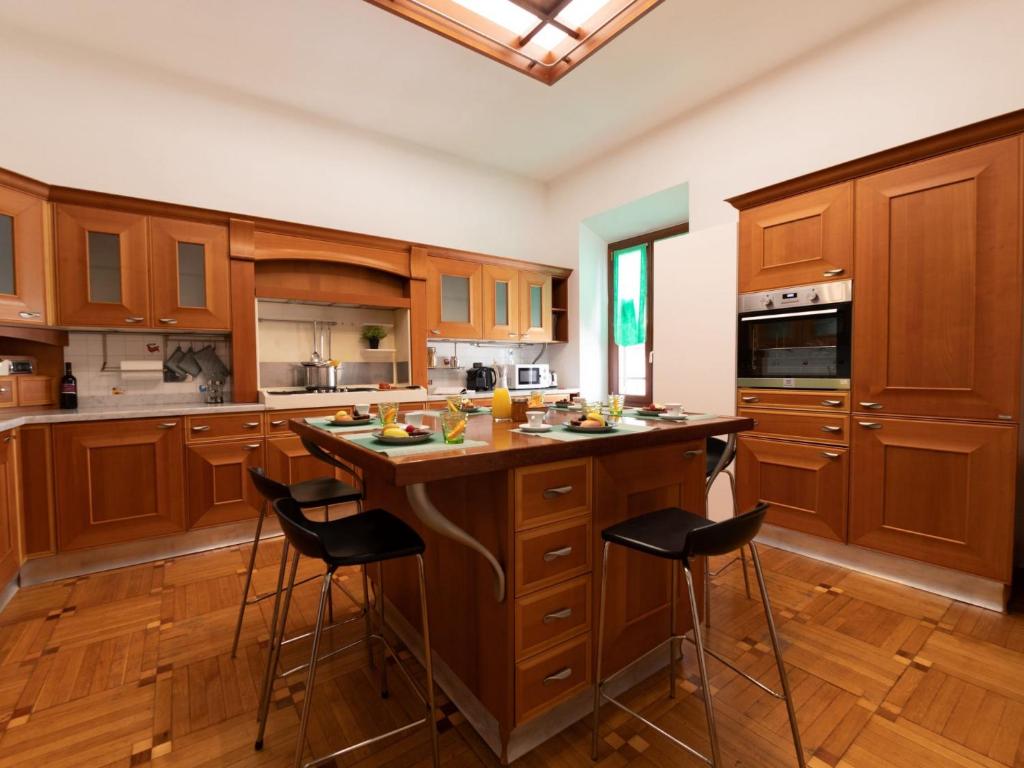 Kuchnia lub aneks kuchenny w obiekcie The Best Rent - Apartment with a view on Altare della Patria