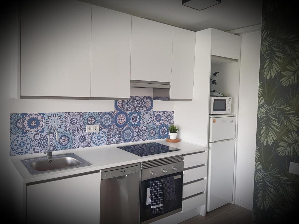 Kuchnia lub aneks kuchenny w obiekcie Appartement à 250m de la plage