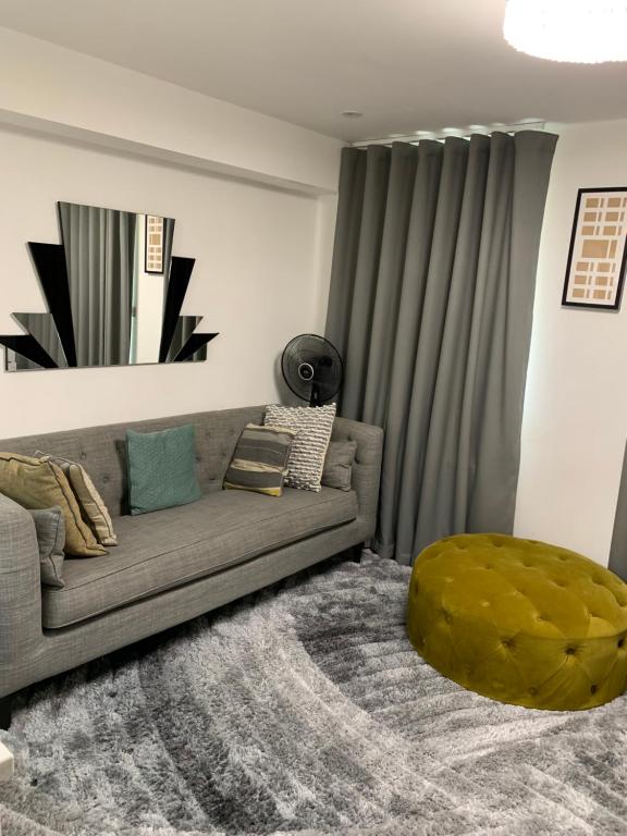 A BYK luxury modern home that sleeps 2 - 8 people - Apartamento De Tres Habitaciones