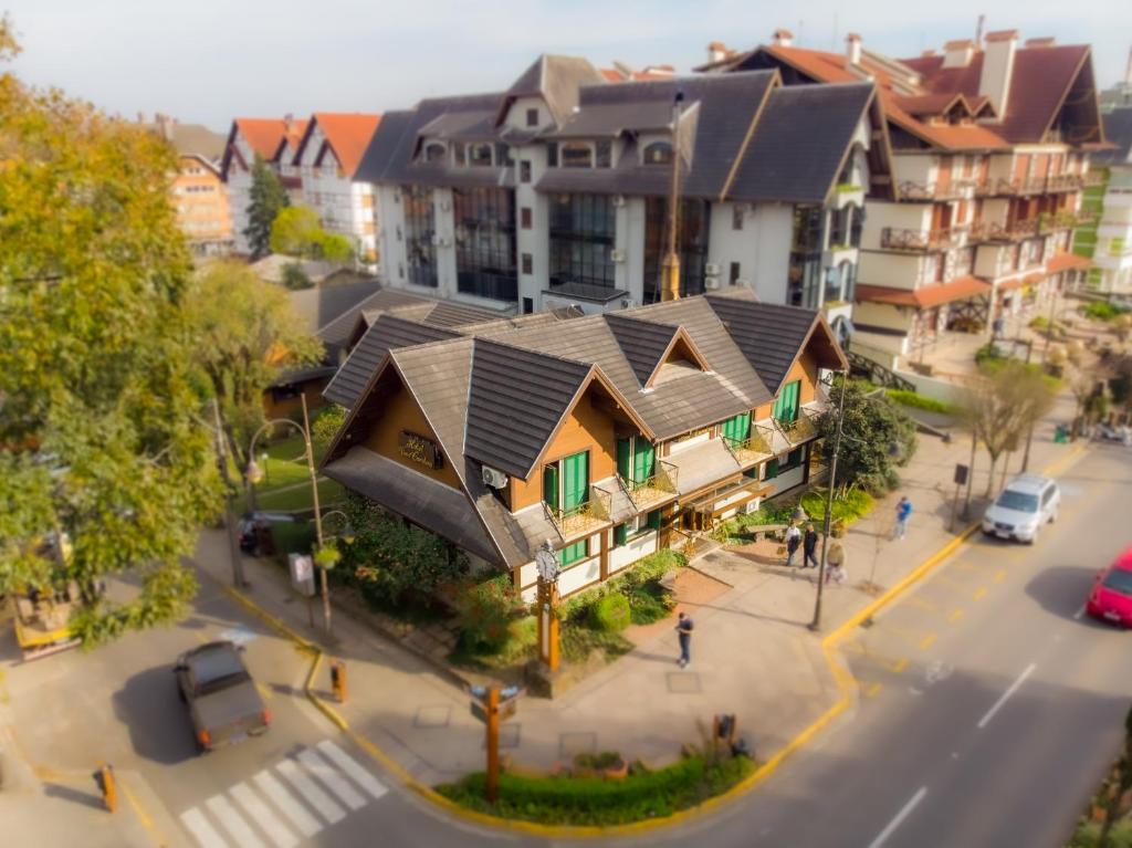 Afbeelding uit fotogalerij van Hotel Vovó Carolina in Gramado