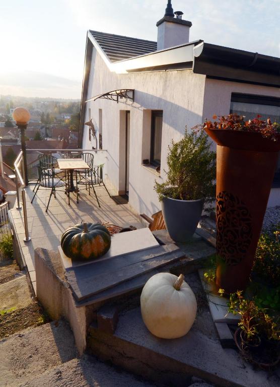 Balkón alebo terasa v ubytovaní Fília Apartman