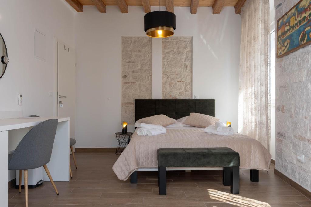 Posteľ alebo postele v izbe v ubytovaní Luxury Rooms Rustic Chic