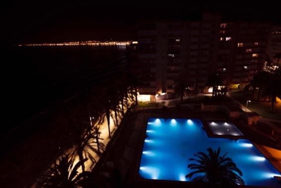 Bazén v ubytování Bow Sea Apartment nebo v jeho okolí